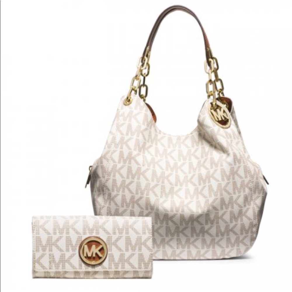 Authentic mk 2 piece set purse and wallet
